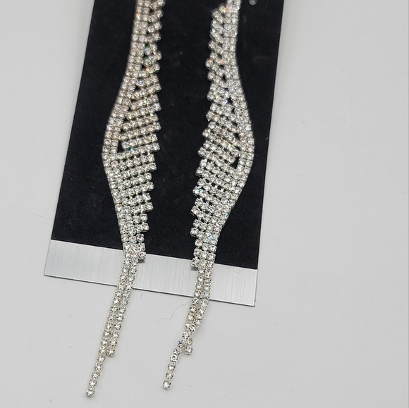 FASHION Rhinestone statement drop earrings - Picture 4 of 6